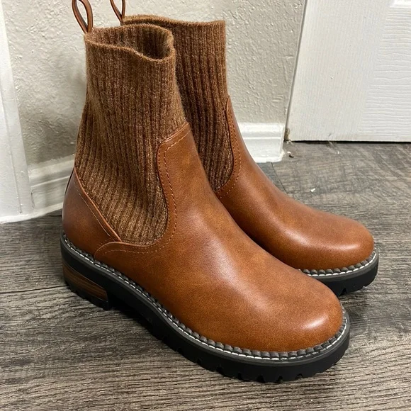Universal Thread Shoes Brown Universal Thread Boots Poshmark